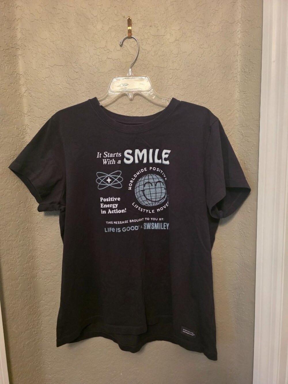 Life is Good X S.W. Smiley Black Crusher Short Sleeve T Shirt Ladies XL